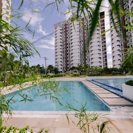 Alexandrite Studio At Royal Oceancrest Condominium