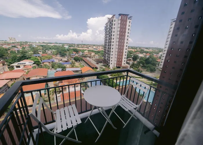 Alexandrite At Royal Oceancrest Bed & Breakfast Lapu-Lapu City